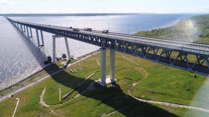 Президентский мост