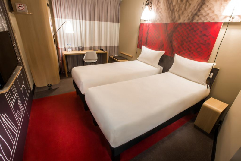 Стандарт с двумя односпальными кроватями